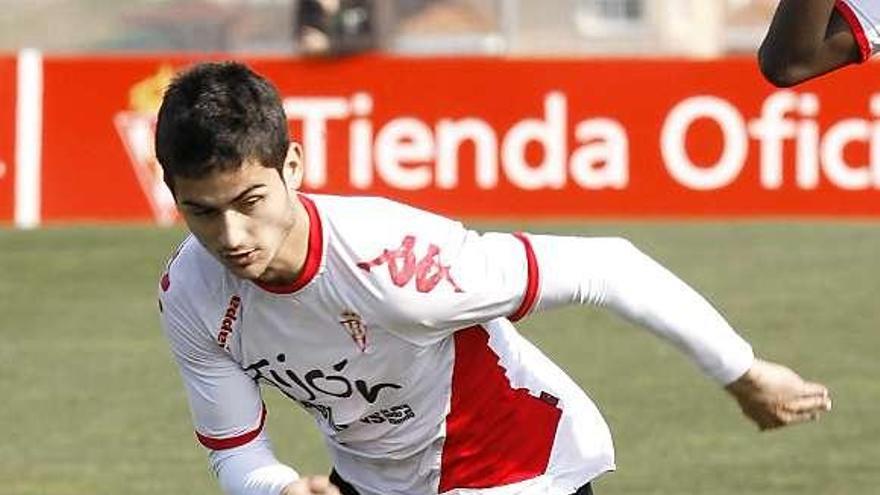 Nacho Cases, durante el entrenamiento de ayer.