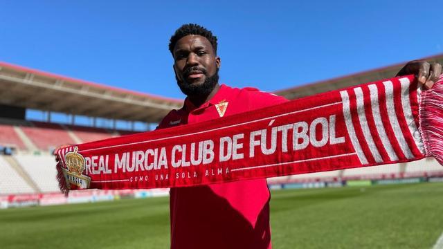 Drenthe jugará en el Murcia