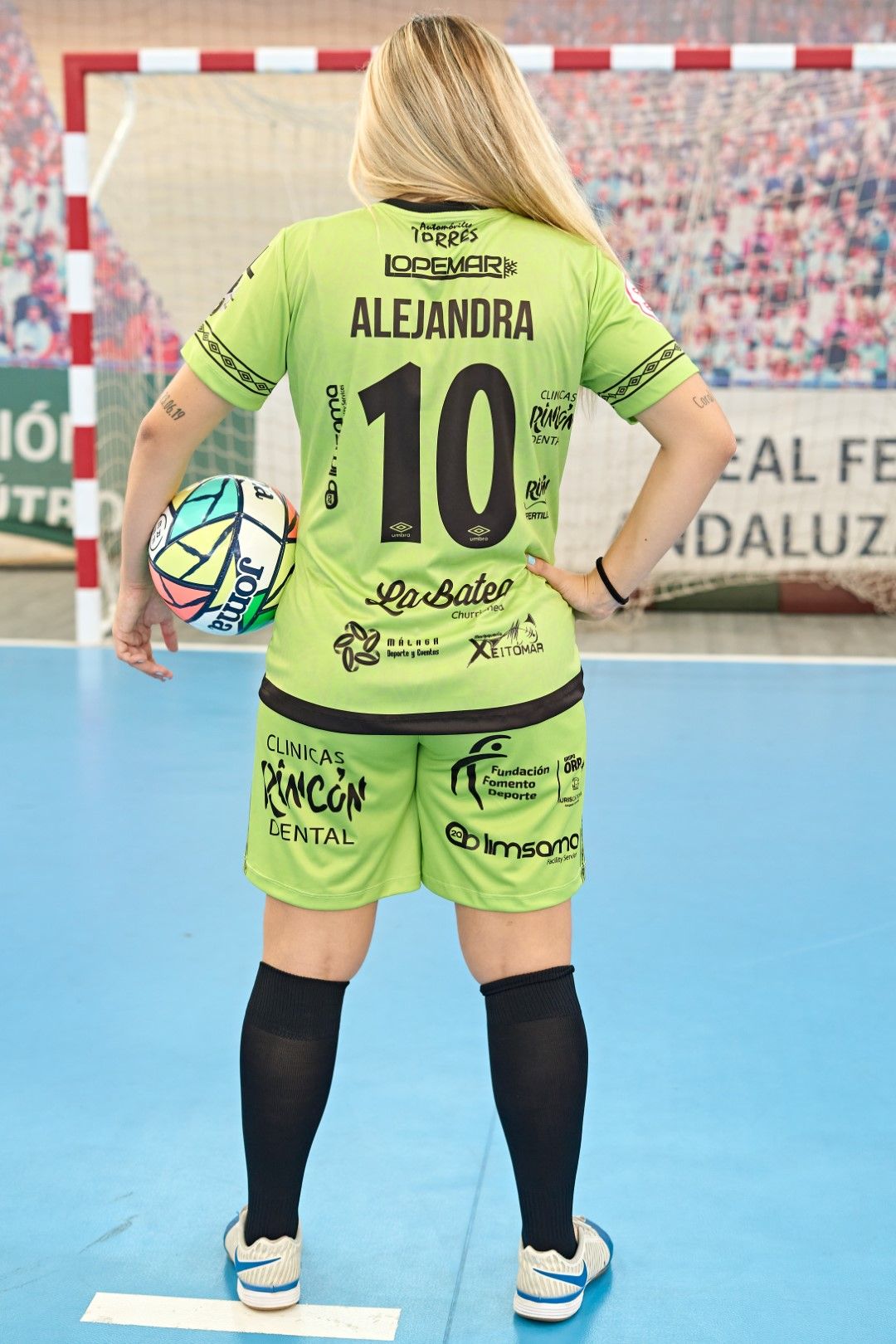 Nuevas camisetas del equipo de fútbol sala femenino Atlético Torcal