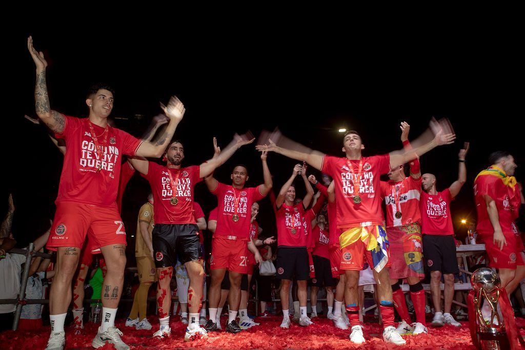 La celebración del Jimbee Cartagena como campeón de liga en la Plaza de España
