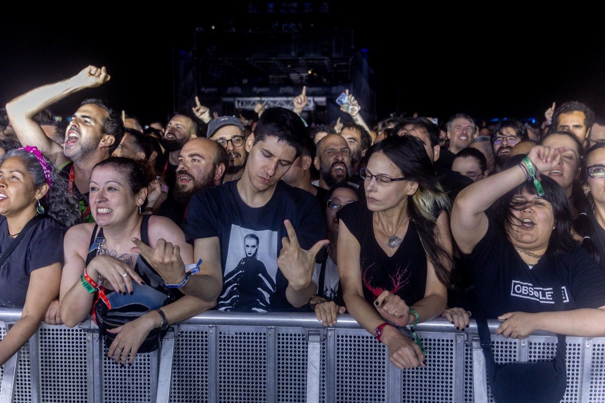 El público espera en la segunda jornada del Mad Cool 2025.