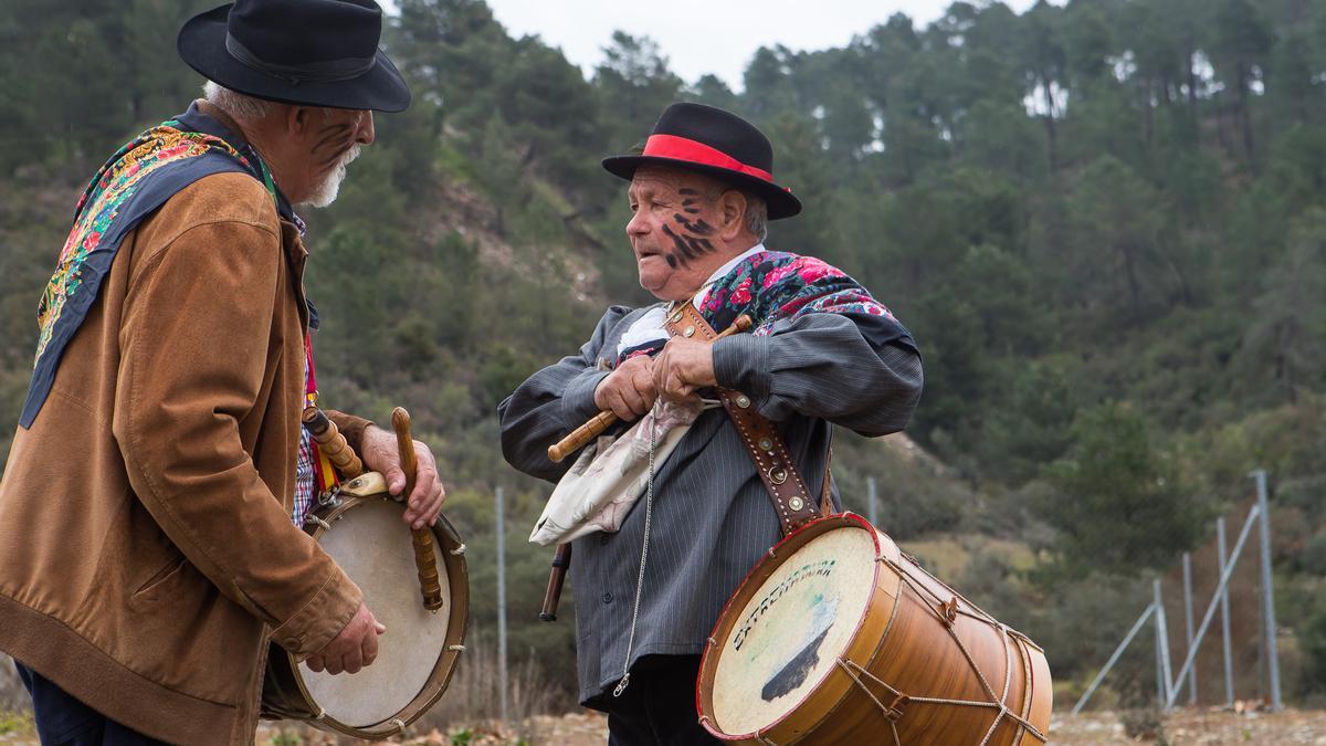 GALERÍA | Las imágenes del Carnaval 'Jurdano' en Arrolobos.