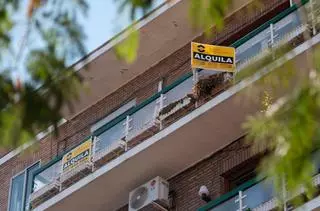 Seis de cada diez solicitudes de ayuda al alquiler decaen por los estrictos requisitos