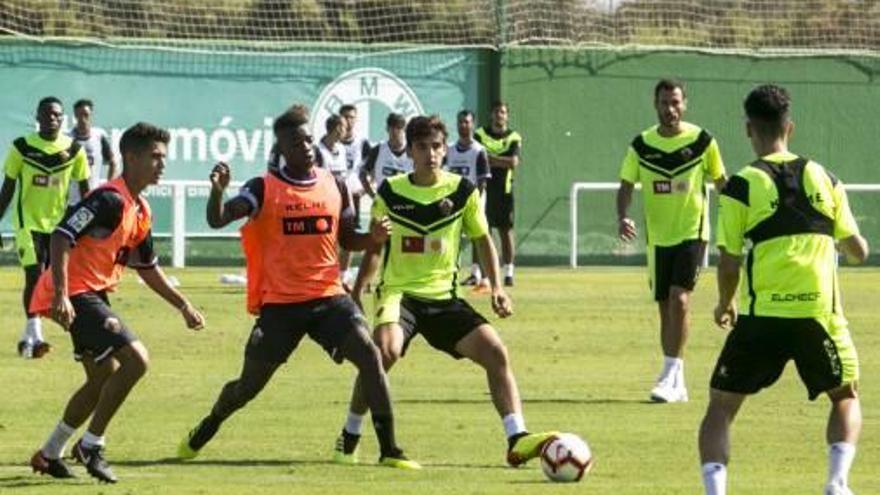 Gonzalo Villar, ayer, durante el entrenamiento matinal.