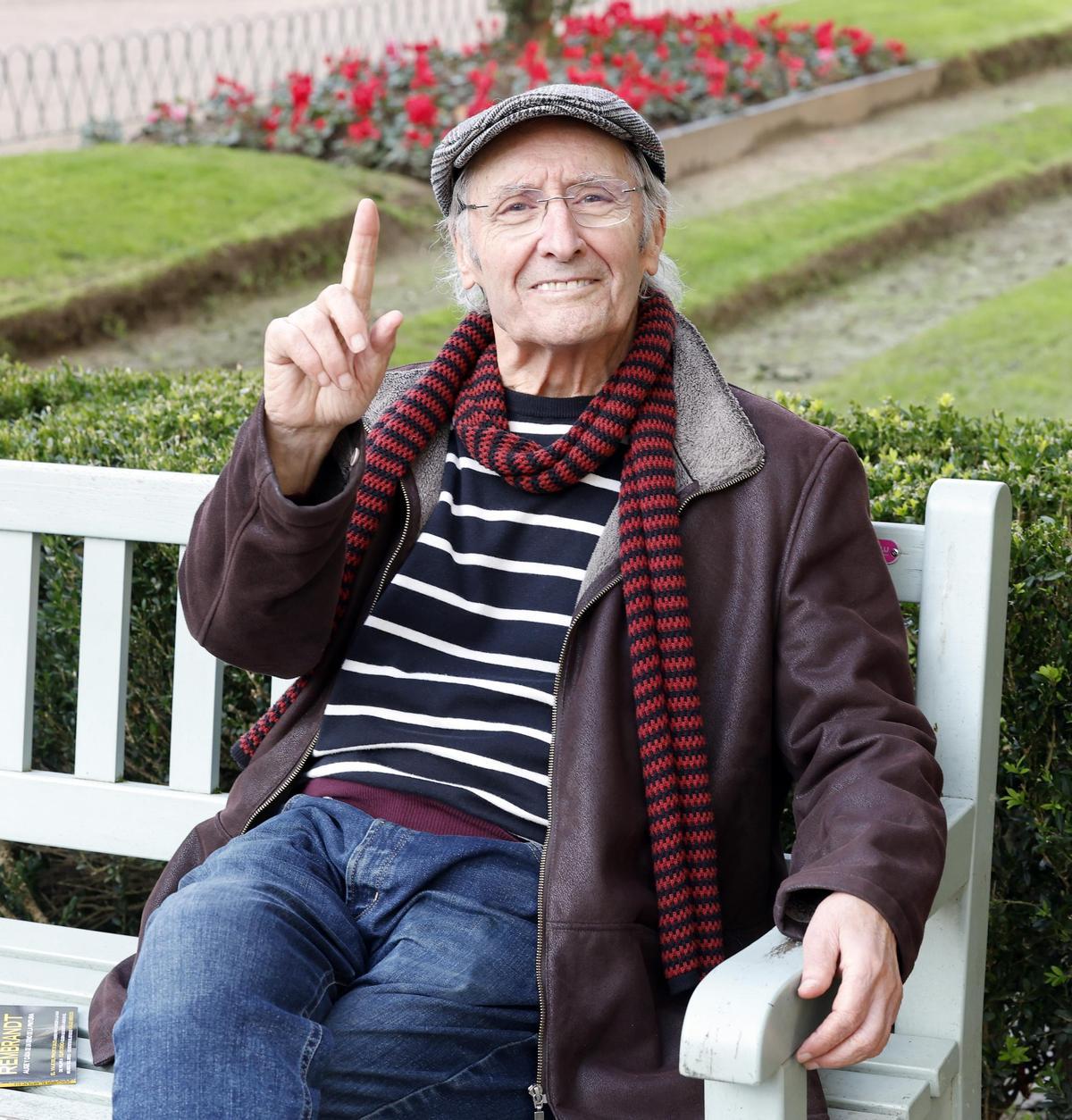 Carlos Núñez, intelectual y expolítico, padre del músico gaitero Carlos Núñez.