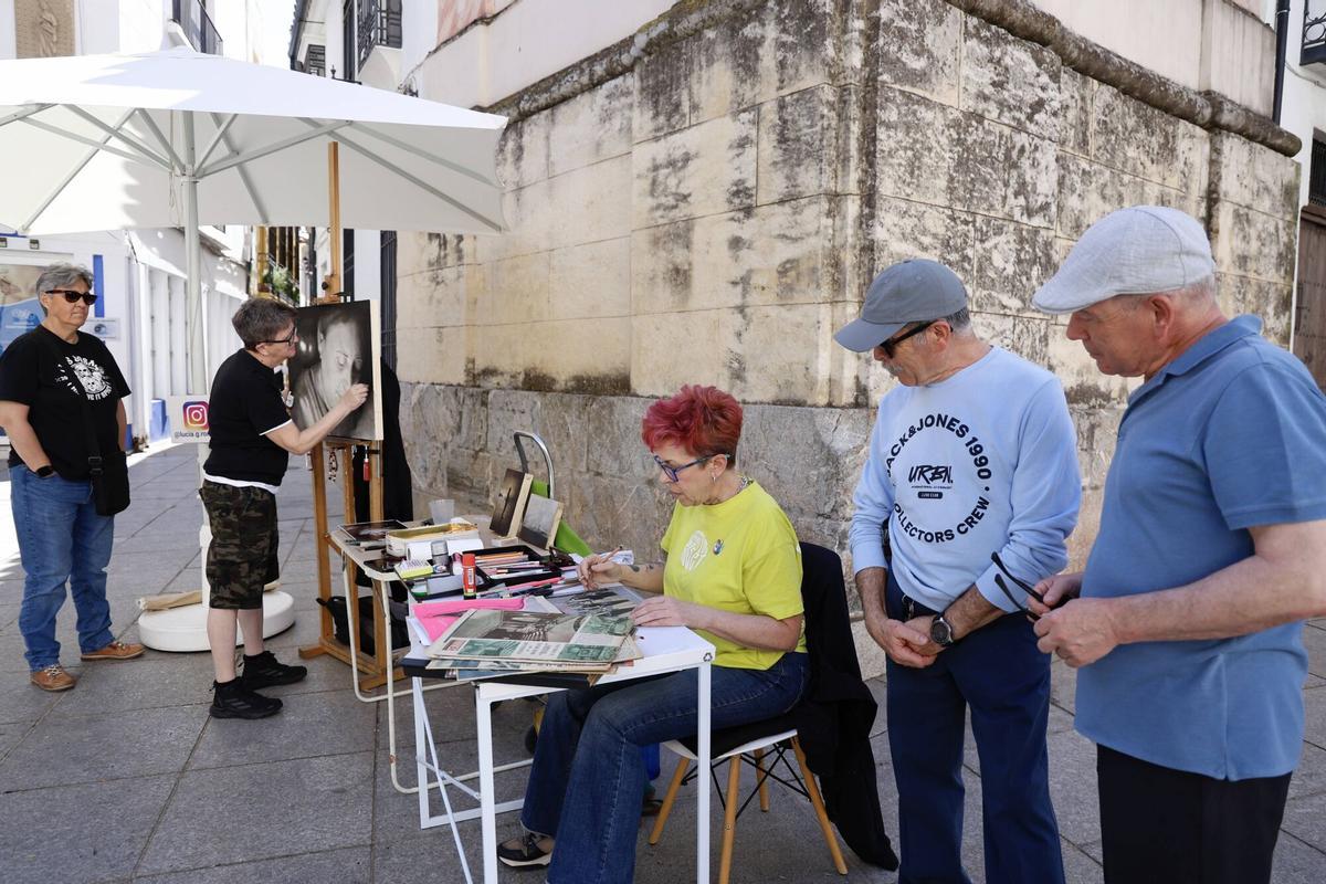 Medio centenar de artistas comparten su proceso creativo en las calles y plazas de la ciudad
