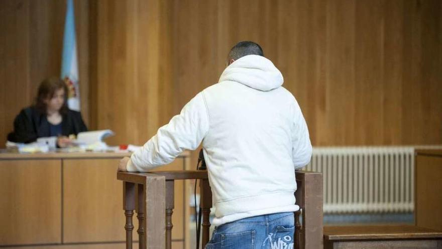 Un acusado declara durante un juicio en la Audiencia Provincial.