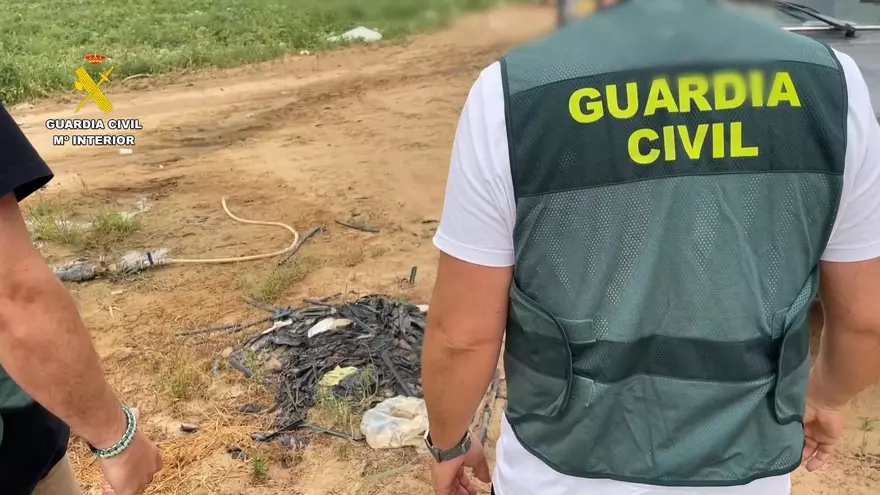 Vídeo | La Guardia Civil detiene a tres personas implicadas en el robo de una explotación agrícola de Villamanrique de la Condesa dedicada al cultivo de melones y sandias