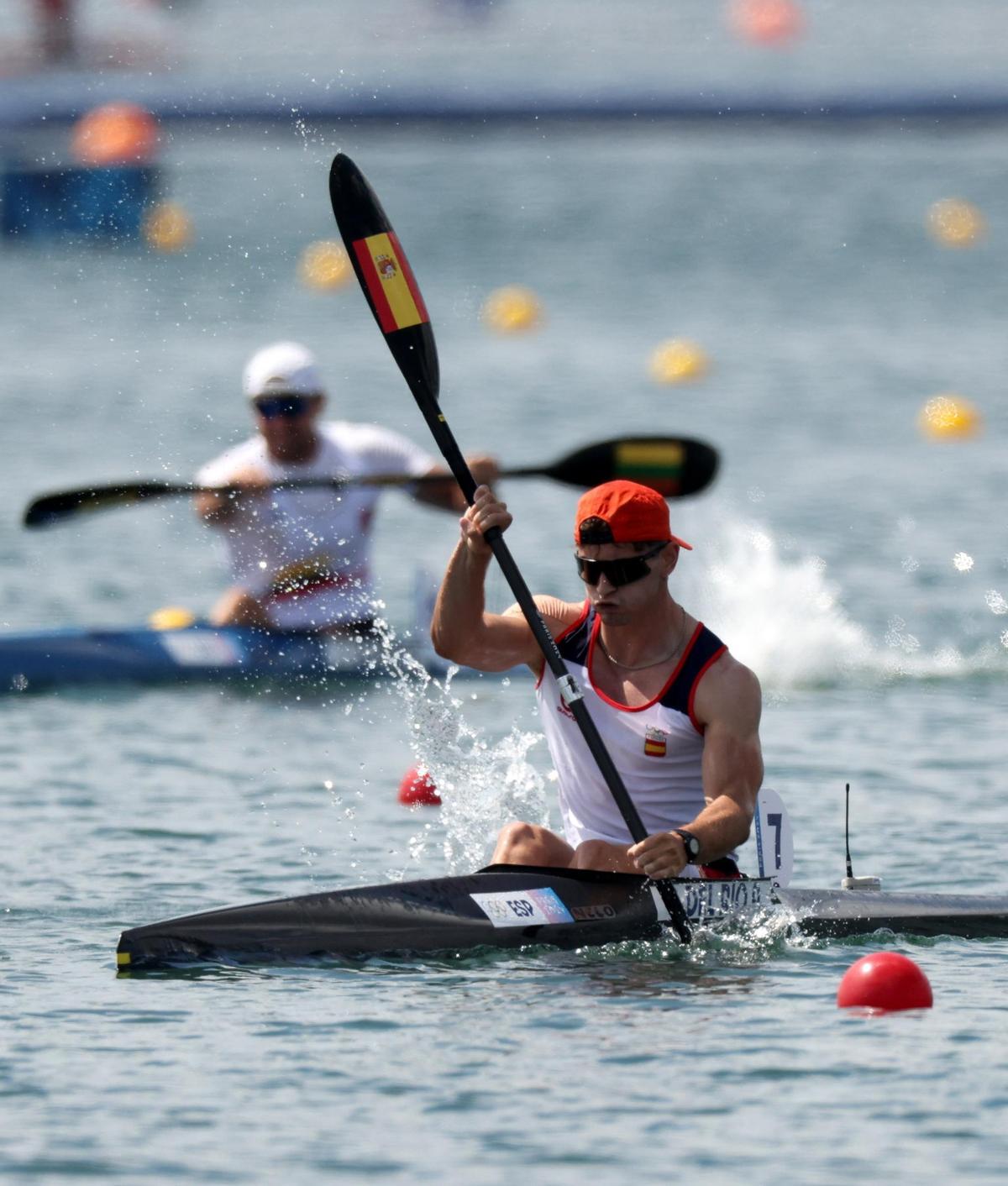 Adrian del Rio en piragüismo K1 1000 en los Juegos olímpicos de París. Adrian del Rio en piragüismo K1 1000 en los Juegos olímpicos de París.