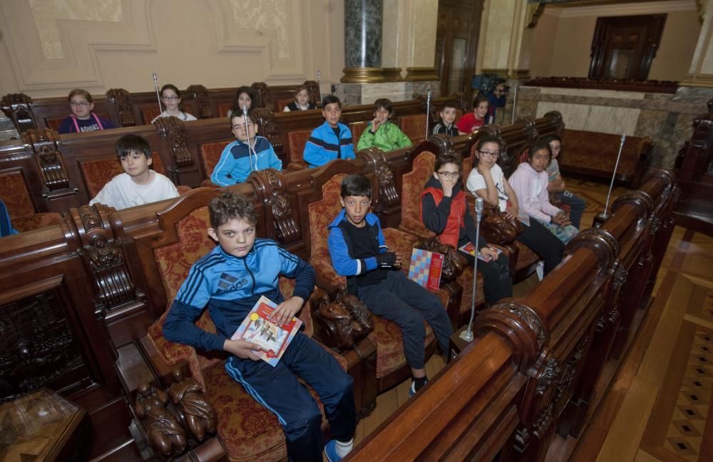 Pleno infantil sobre seguridad vial en A Coruña