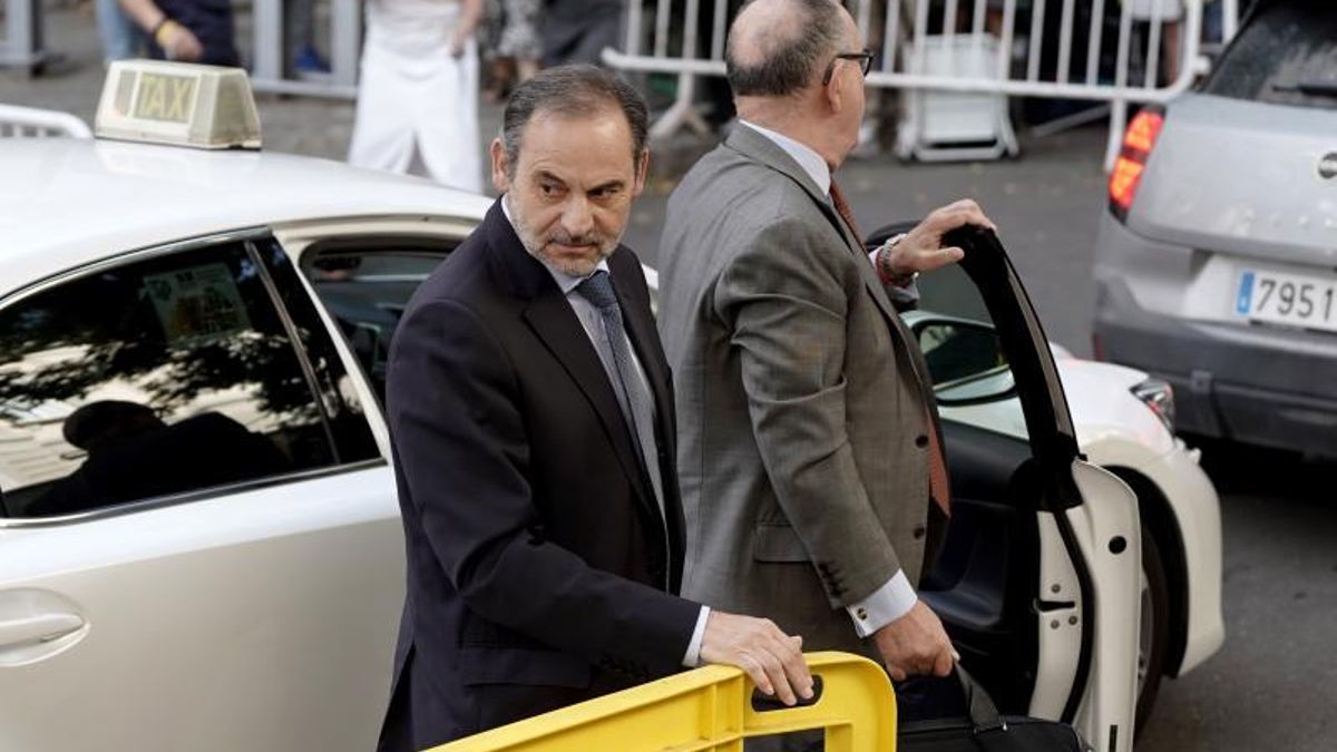 Madrid. 23-06-25. José Luis Ãbalos llega al Tribunal Supremo.