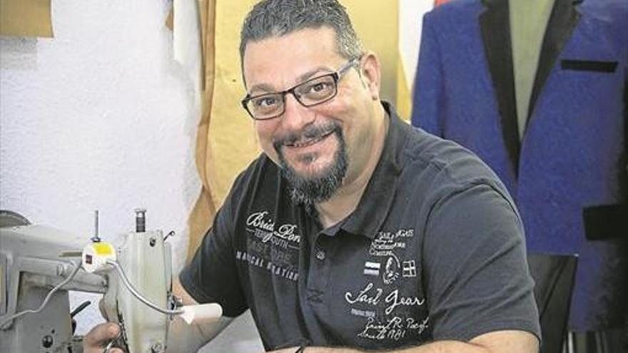 Sergio Calvo: «Quedan pocas personas capaces de coser moda»