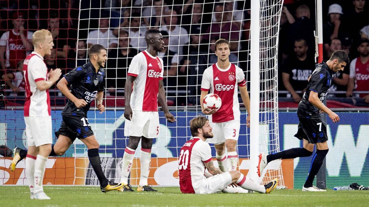 El Niza asestó un tremendo varapalo al Ajax