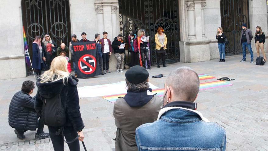 Acto de repulsa por la agresión homófoba de Girona