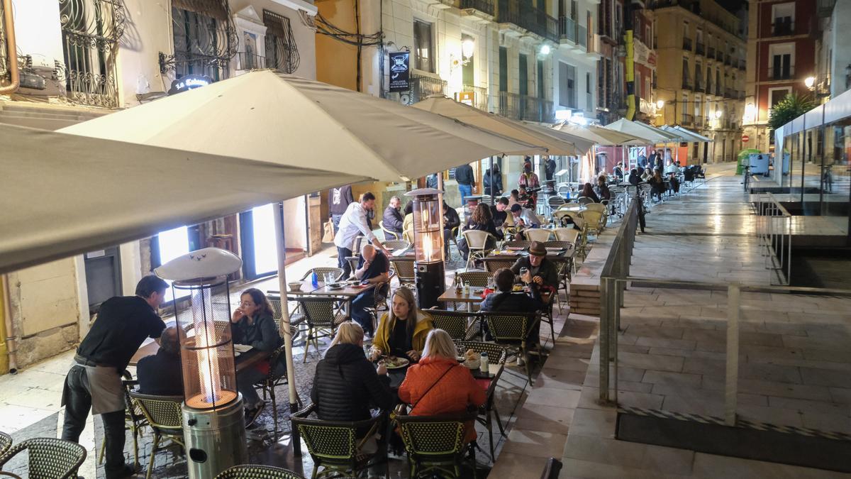 Terrazas de hostelería en la zona del Casco Antiguo.