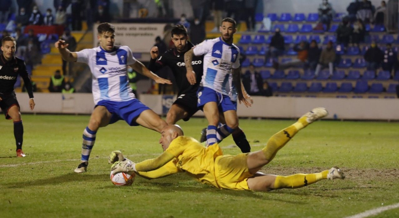 Alcoyano - Levante: La última gesta de José Juan en imágenes