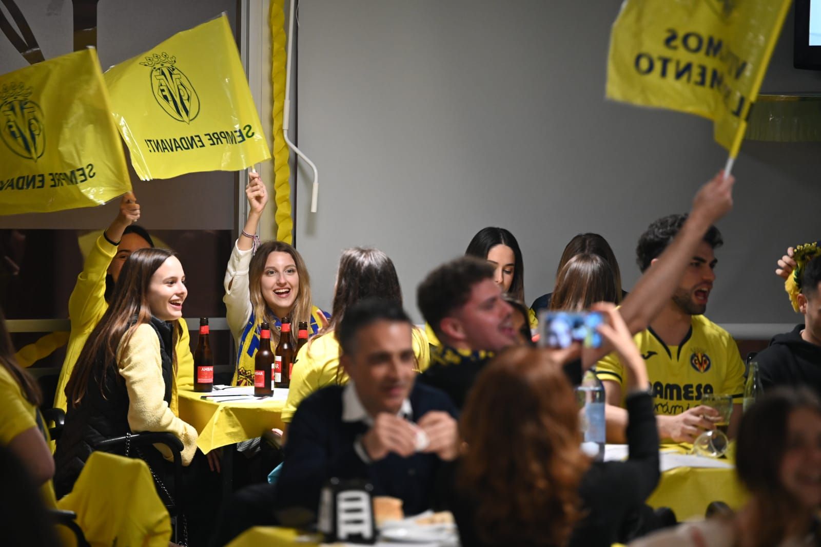 GALERÍA | Así ha vivido Vila-real el épico pase a semifinales