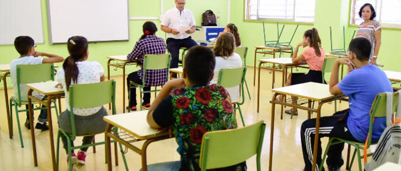 Alumnos en un Instituto de Educación Secundaria grancanario.