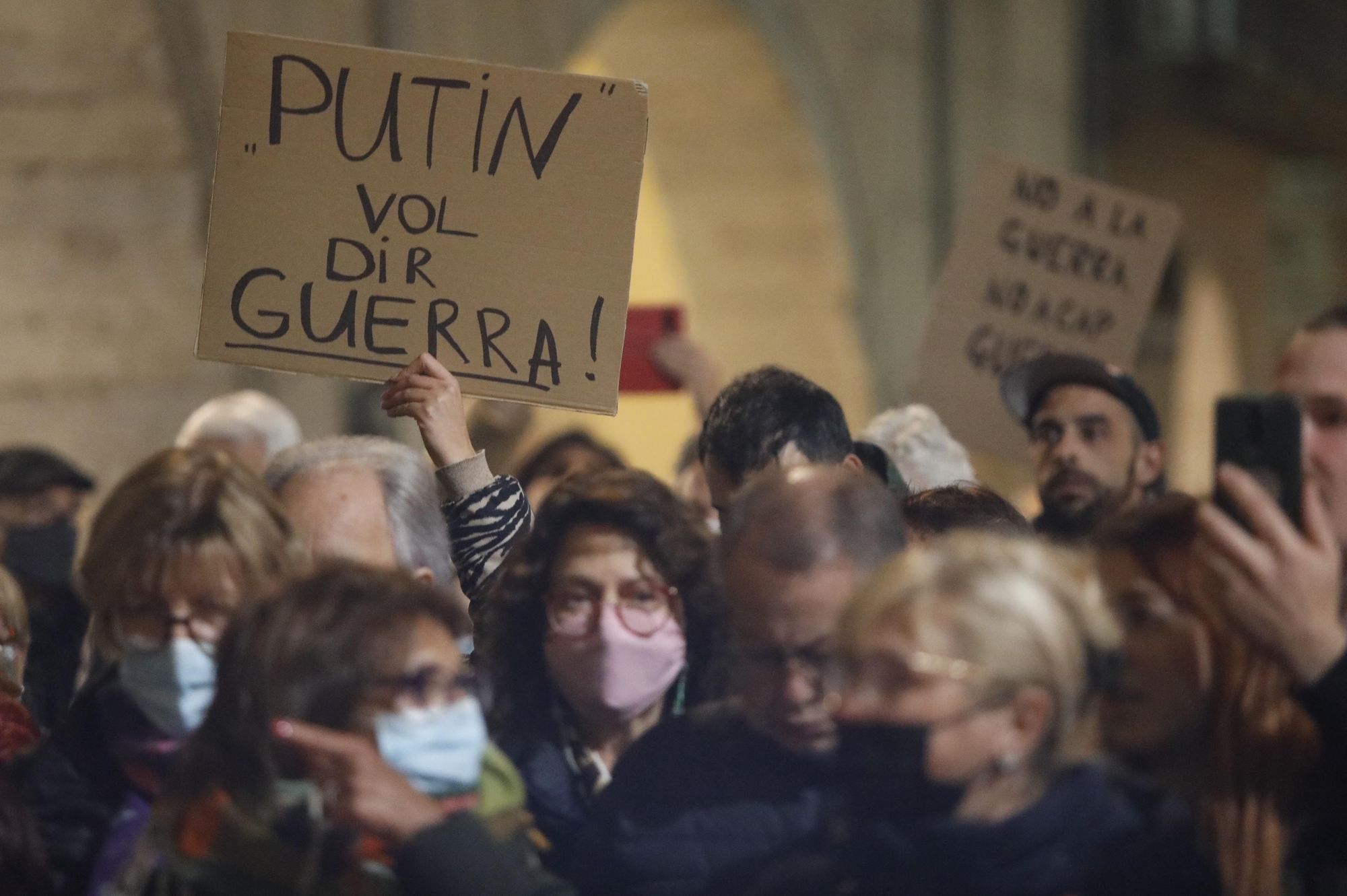 Girona diu "no" a la guerra