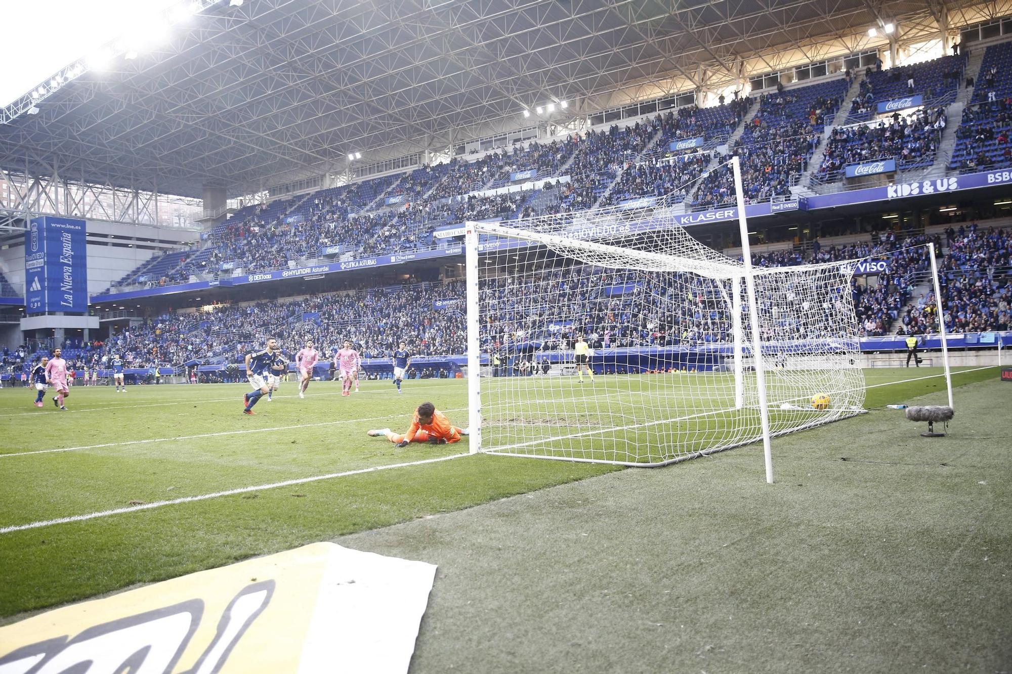 Así fue el partido entre el Real Oviedo y el Eldense