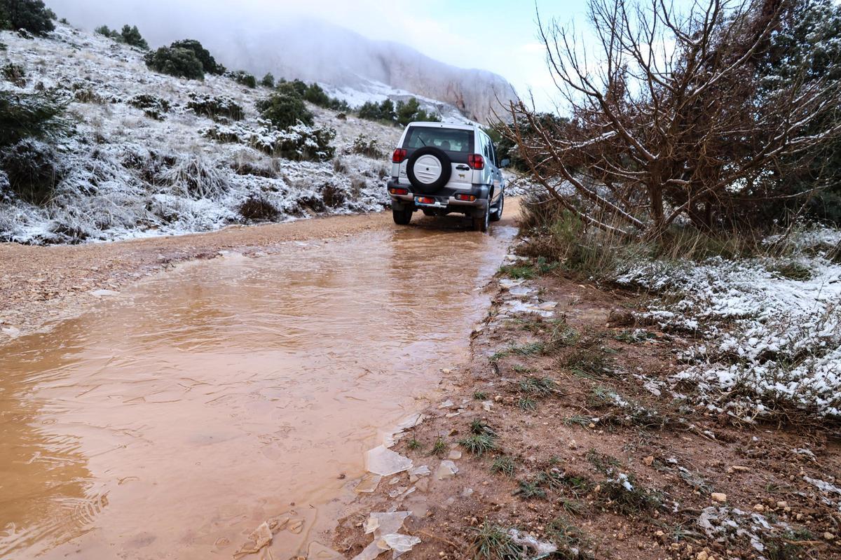 Ligera nevada en la Sierra de Aitana