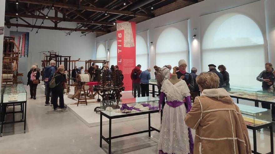 Ontinyent traslada al Museu del Tèxtil el punto de información turística durante las fiestas