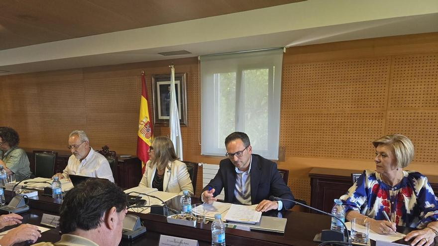 El Puerto de Vilagarcía impulsa nuevas concesiones y más servicios de suministro de combustible a buques