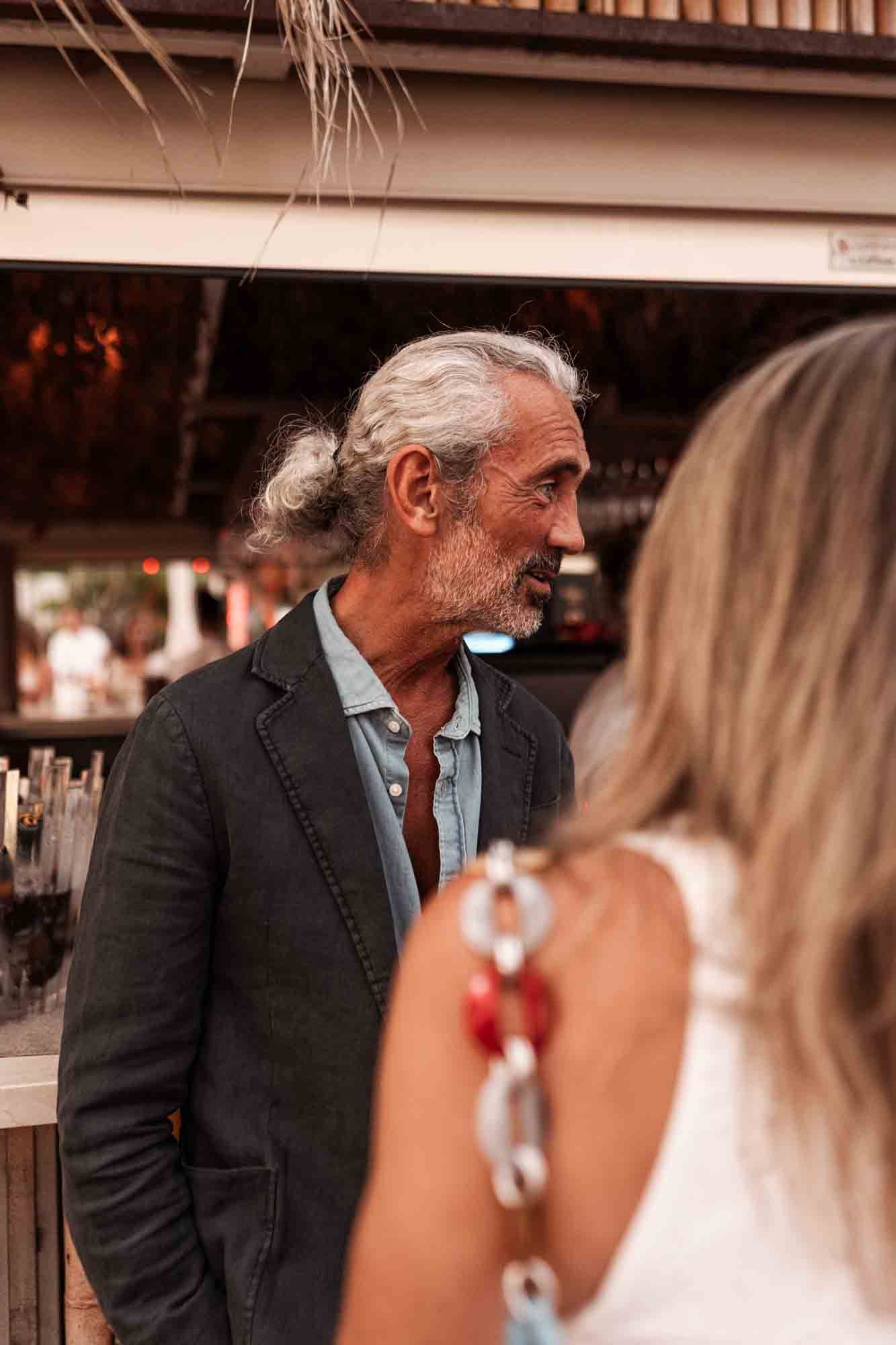 Puntapiedra reabre sus puertas con la fiesta que marca el inicio del verano 2025 en Alicante