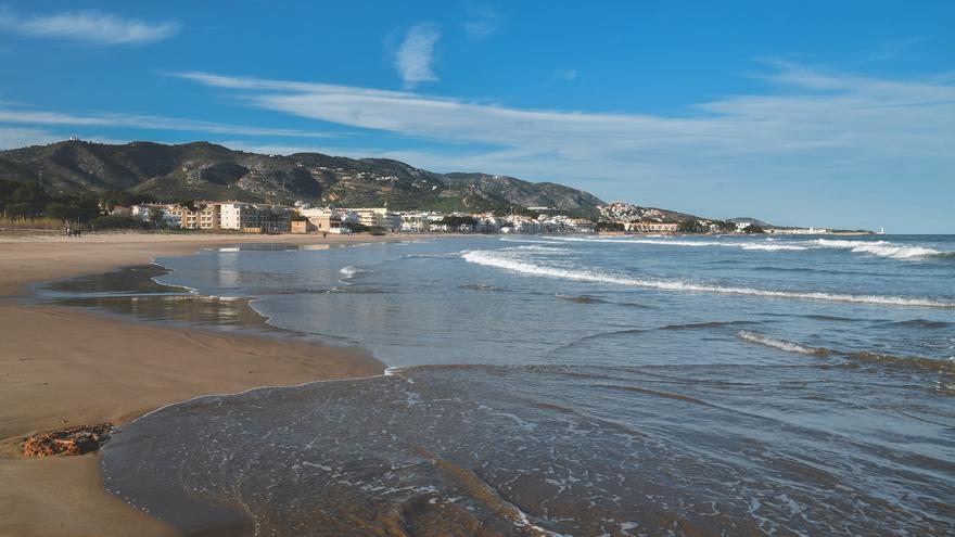 Esta es la única playa de Castellón con la bandera azul 36 años seguidos