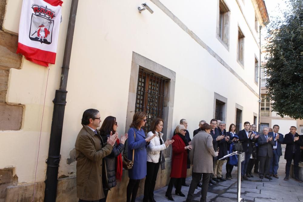 Plazoleta en Gijón con el nombre de Agustín Antuña