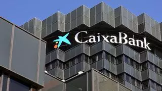 Caixabank avisa de una nueva estafa a clientes: en qué consiste y cómo detectar la llamada del falso gestor