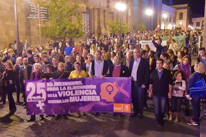 Manifestación contra la violencia hacia las ...