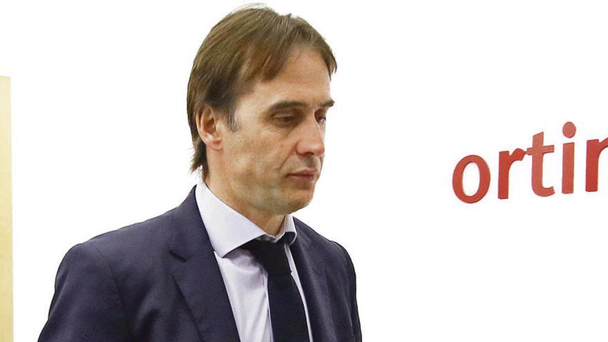 Lopetegui, en El Molinón.