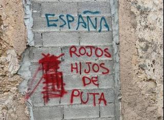 Una de las pintadas de contenido extremista aparecidas en sa Pobla.