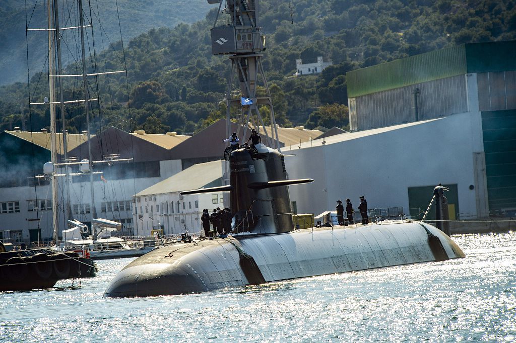 La dotación del S-81 Isaac Peral culmina la puesta a flote industrial del submarino