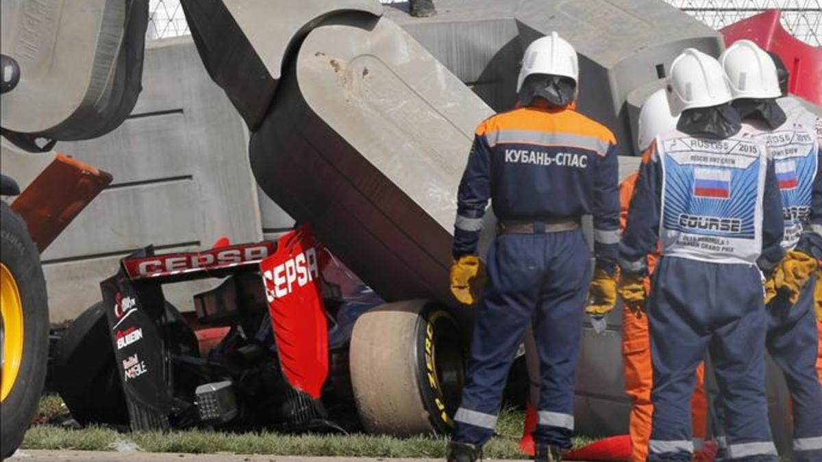 El accidente de Sainz en Sochi 2015