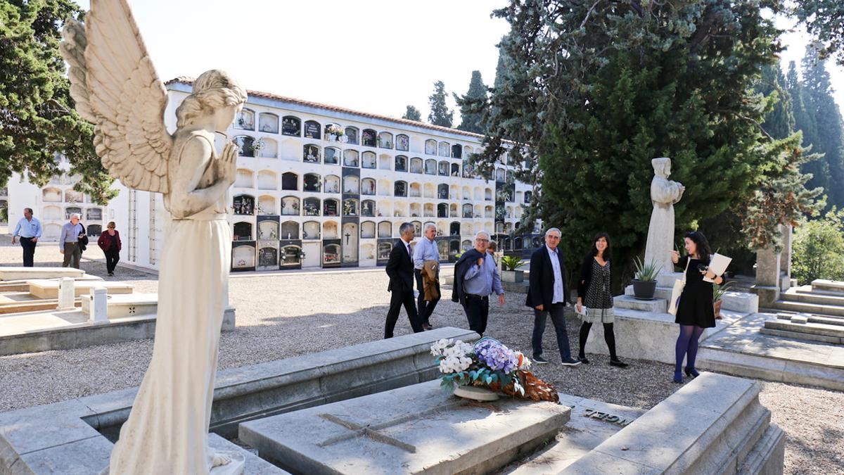 El teniente de alcalde de Servicios Generales y Gobierno Abierto, Alfredo Vega, visita el Complejo Funerario Municipal de Terrassa