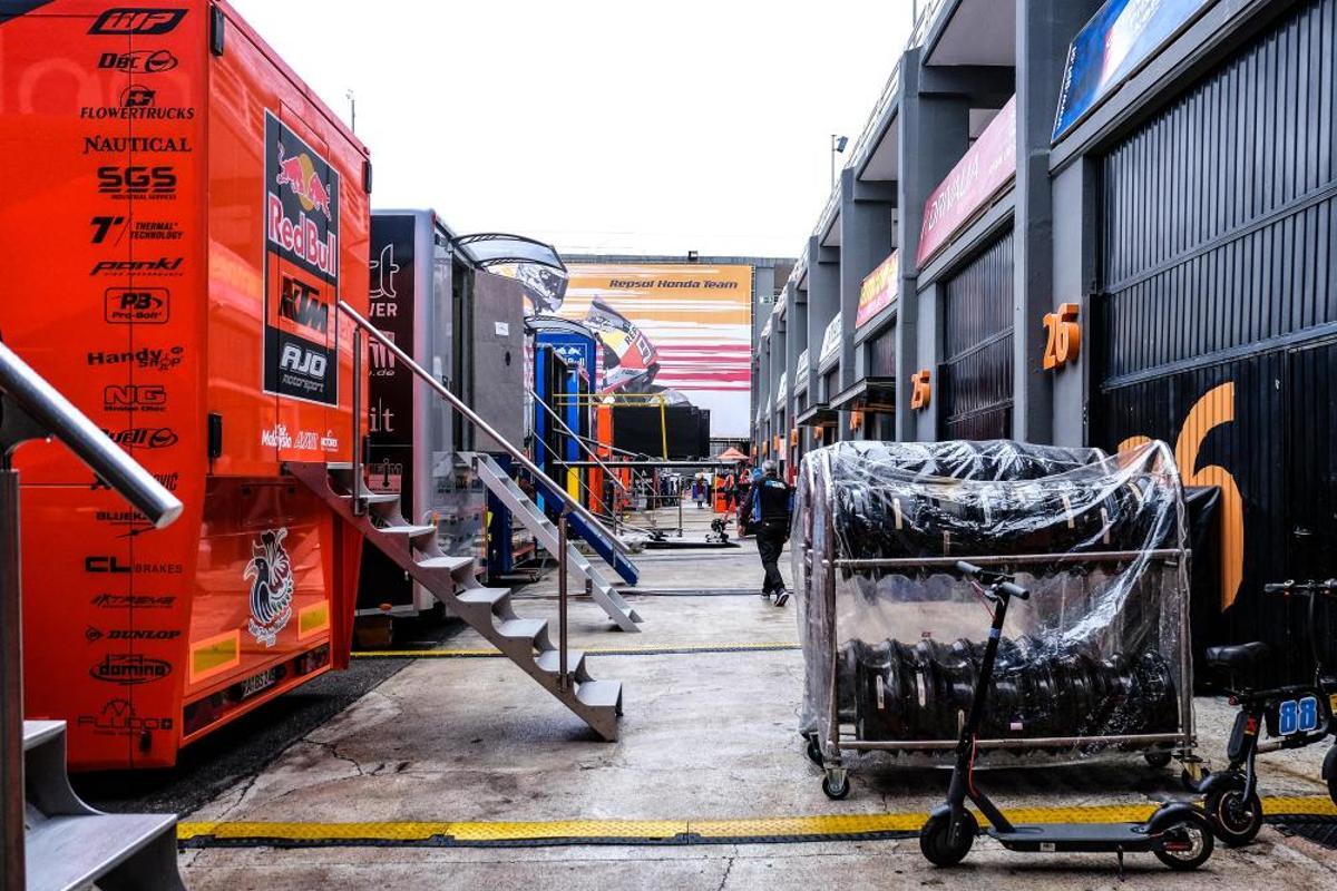 Cheste se prepara para el GP de Europa Cheste se prepara para el GP de Europa