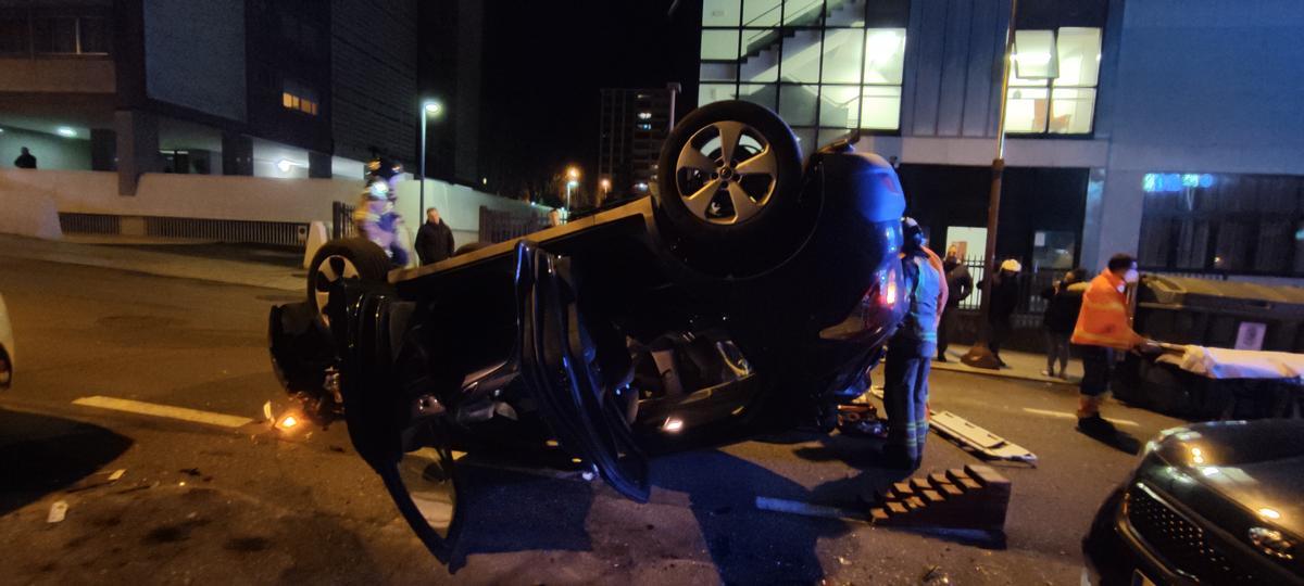 Estado en el que quedó el coche tras el vuelco