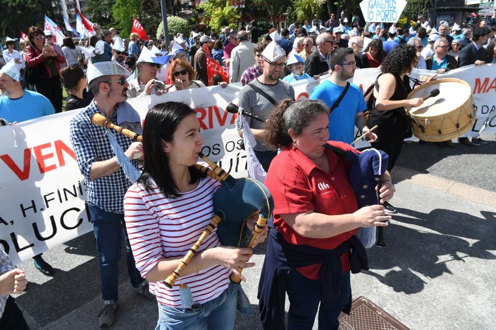 Marcha de 4.000 personas por la fachada marítima