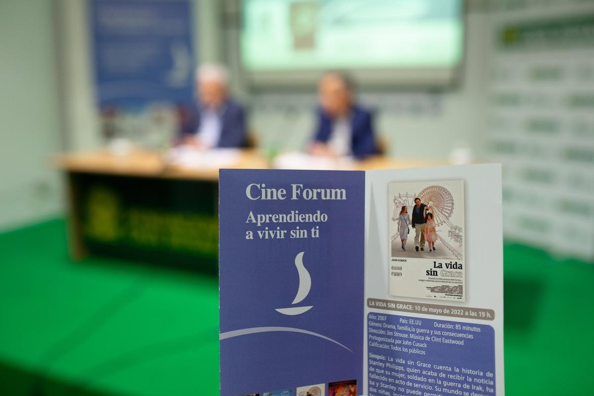 Presentacion de cinefórum "Aprendiendo a vivir sin ti"