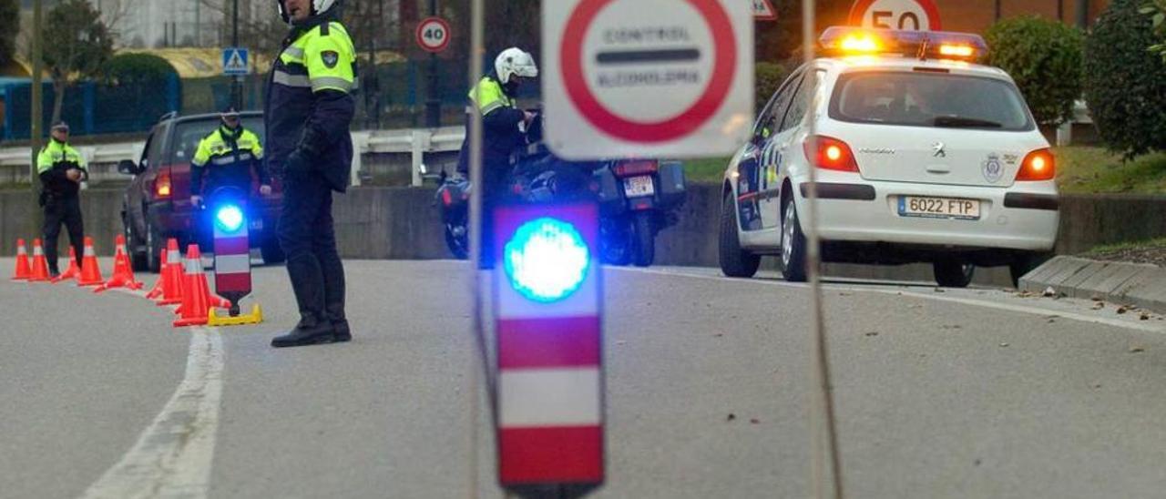 Un control de alcoholemia de la Policía, en una imagen de archivo.