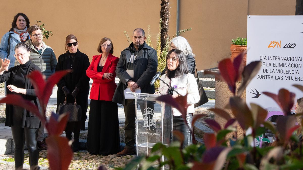 Acto en el Museo Pedrilla de Cáceres.