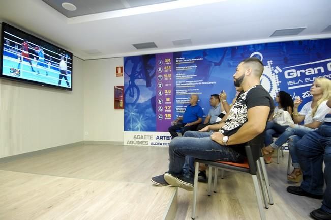 COMBATE DE BOXEO DEL PUGIL GRANCANARIO CARMONA ...