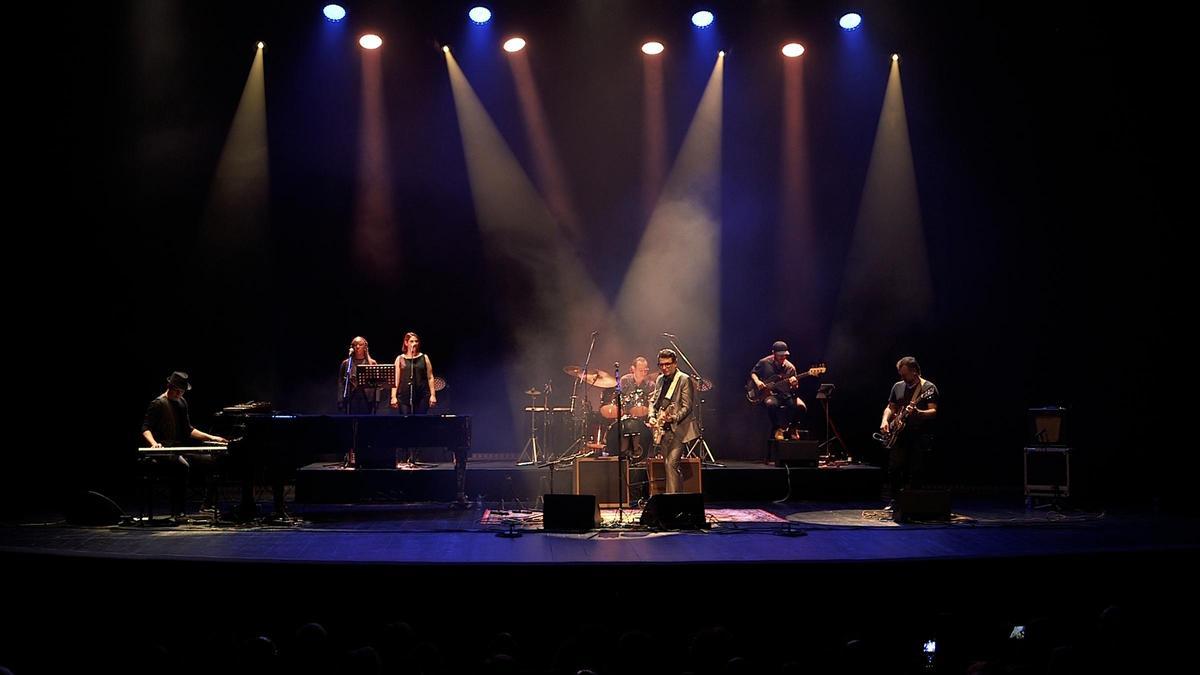 Un concert del tribut The Eric Clapton Experience.