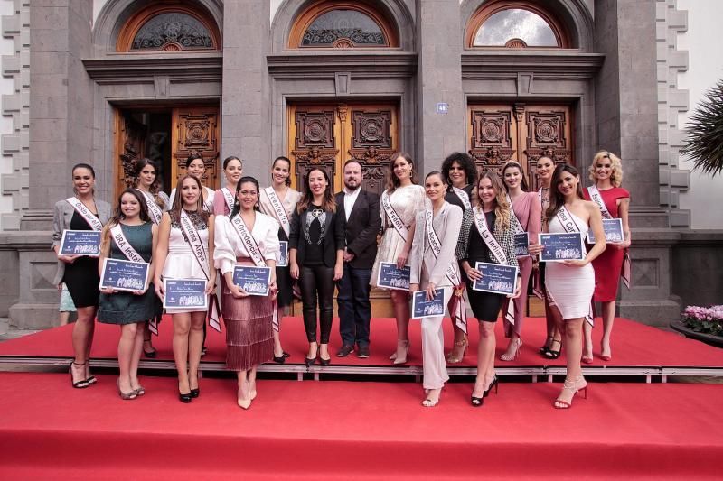 Recepción a las candidatas a Reinas del Carnaval