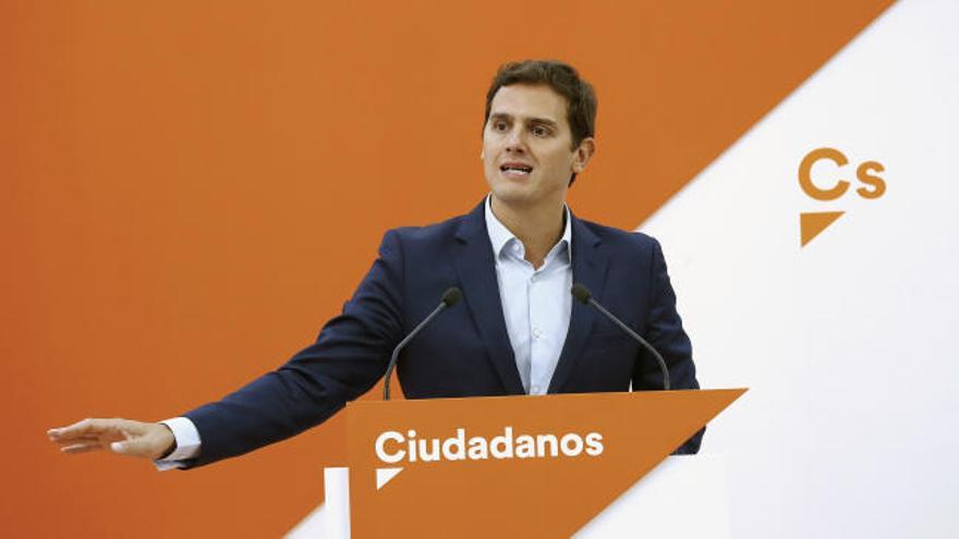 Albert Rivera: ''No podemos aceptar lo que está haciendo Forcadell y Puigdemont''