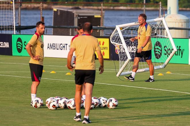 Así ha sido el entrenamiento del Barça en la Base Naval de la Marina de Annapolis para preparar el clásico