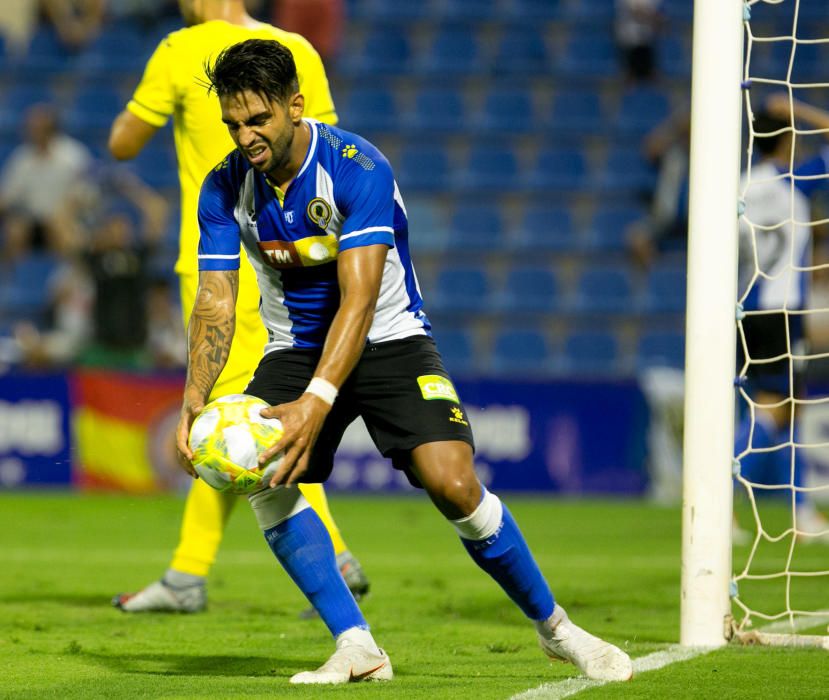 El Hércules genera dudas en su puesta de largo en el Rico Pérez al verse superado por el Villarreal B