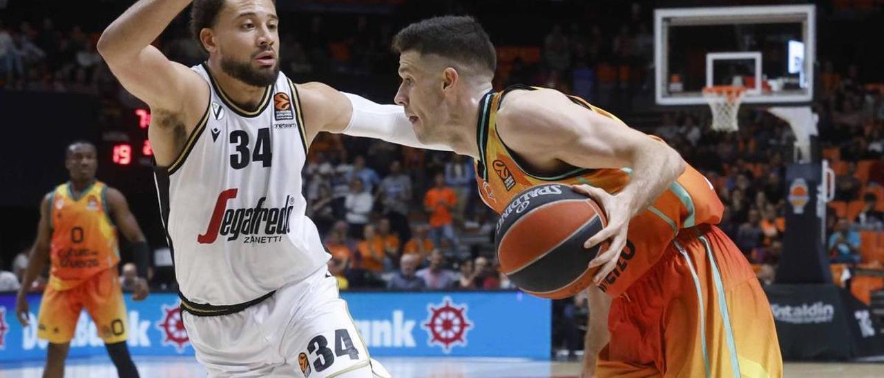 Xabi López-Arostegui, en el Valencia Basket - Virtus Bolonia de la pasada temporada en la Euroliga